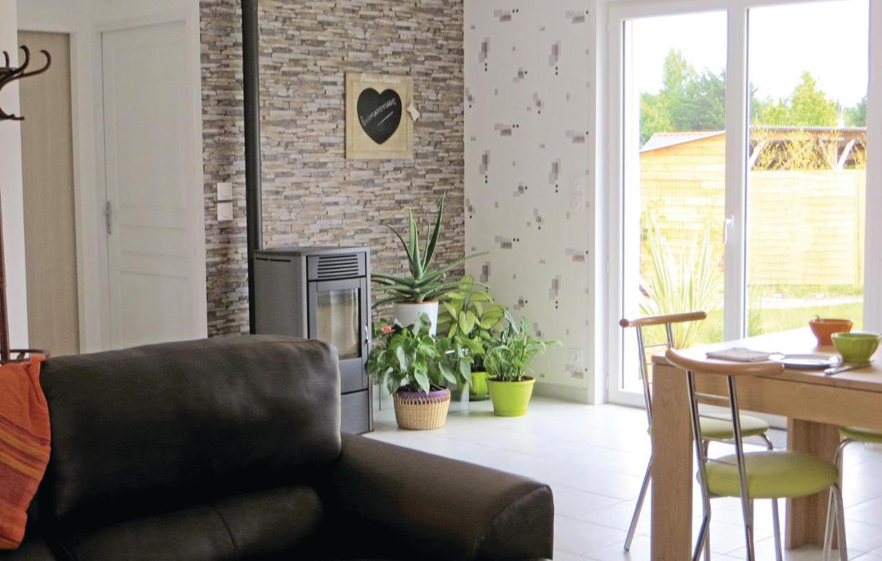 Lovely Home In Brain-Sur-Alonnes Экстерьер фото